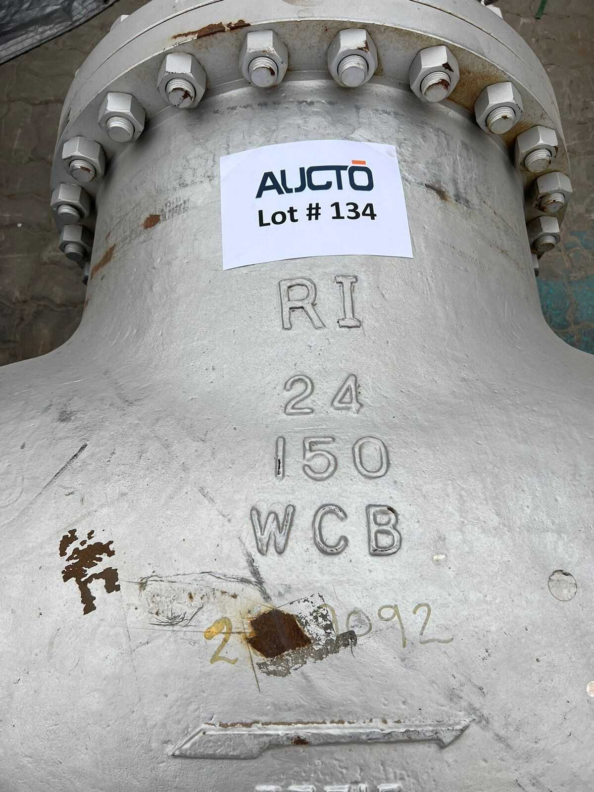 Lot of 2 Globe Valves - GLOBE VALVE