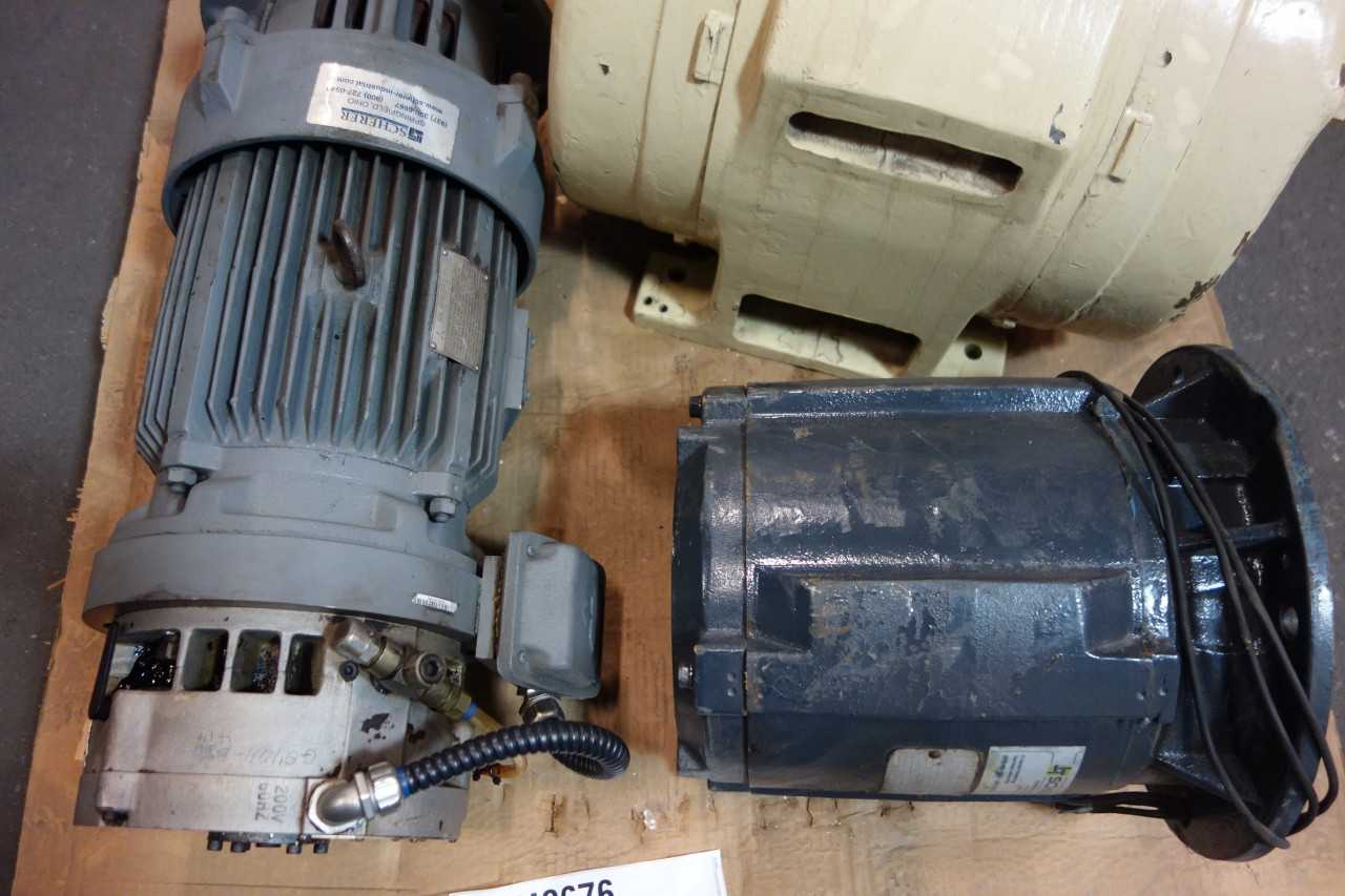 1 PALLET OF ASSORTED ELECTRICAL AC MOTORS- MITSUBISHI, RELIANCE, GENERAL ELECTRIC - ELECTRIC MOTORS