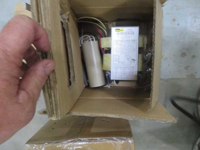 LumaPro 1XVF8, new - MISCELLANEOUS