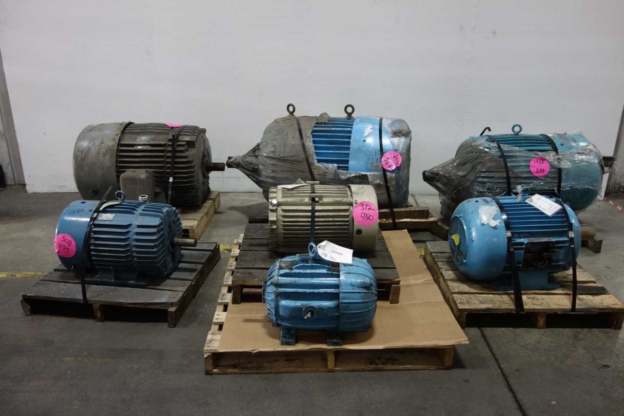 LOT OF 7 ASSORTED ELECTRIC MOTORS - ELECTRIC MOTORS