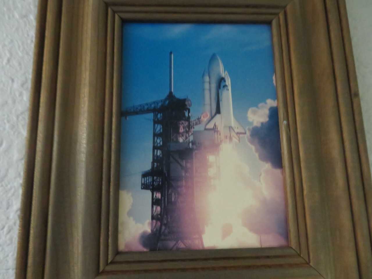 Aerospace pictures, LOT, 12" x 10" - MISCELLANEOUS