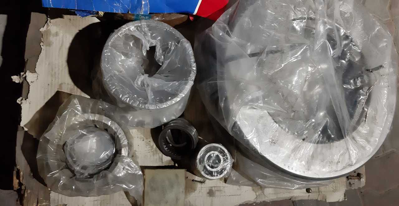 1 pallet of assorted bearings - BEARINGS