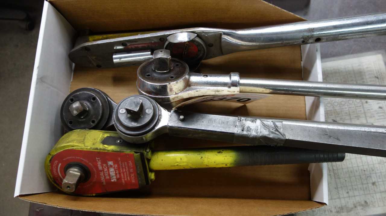 LOT OF ASSORTED TORQUE WRENCHES POWER HAWK 625-50 750 WILLIAMS TM-1000 SNAP-ON TORQ METER YA290 - HAND TOOLS