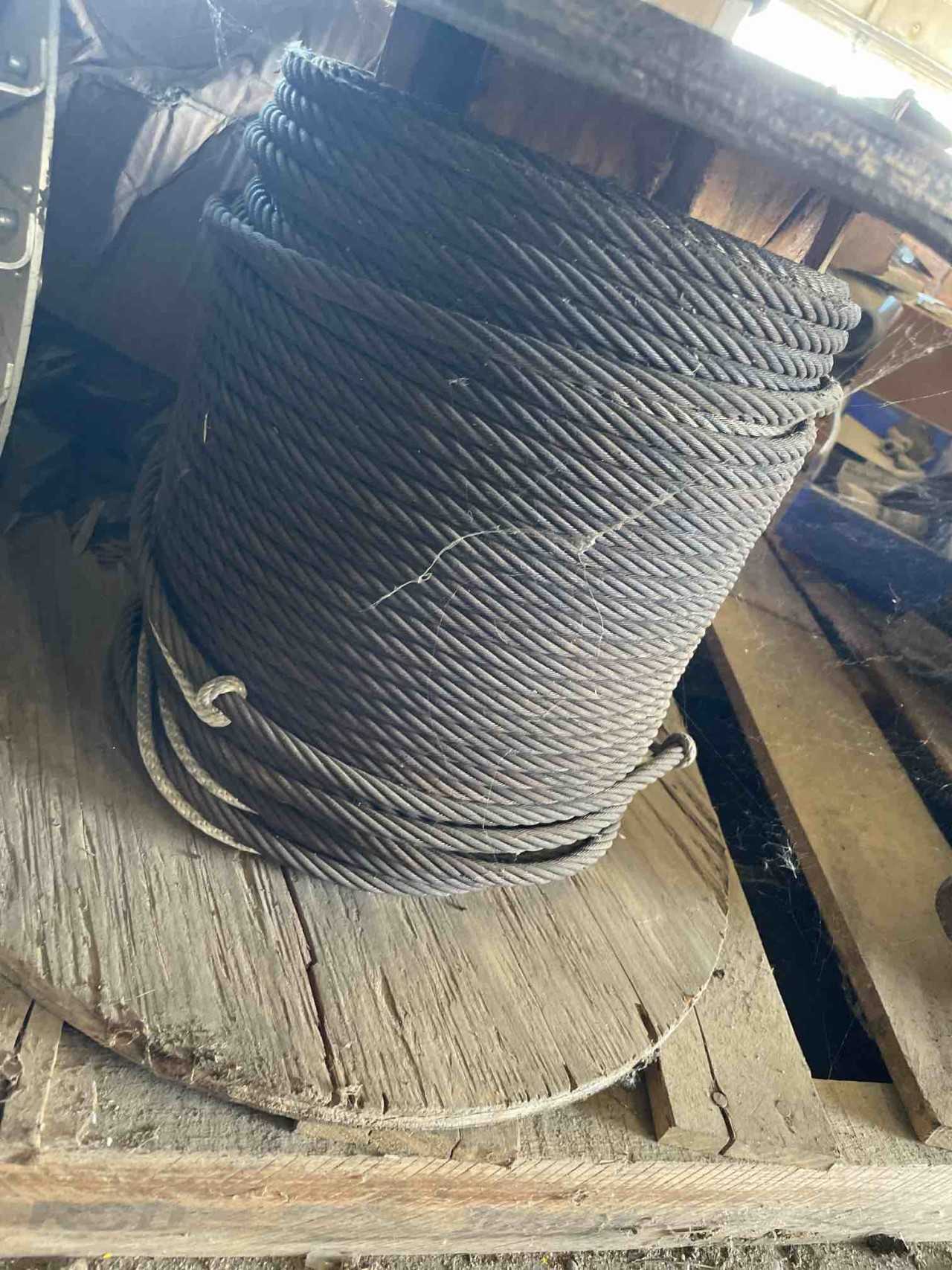 ASSORTED PALLET OF VALVE, 3/8 CABLE & FABRICATED PART - INDUSTRIAL PARTS