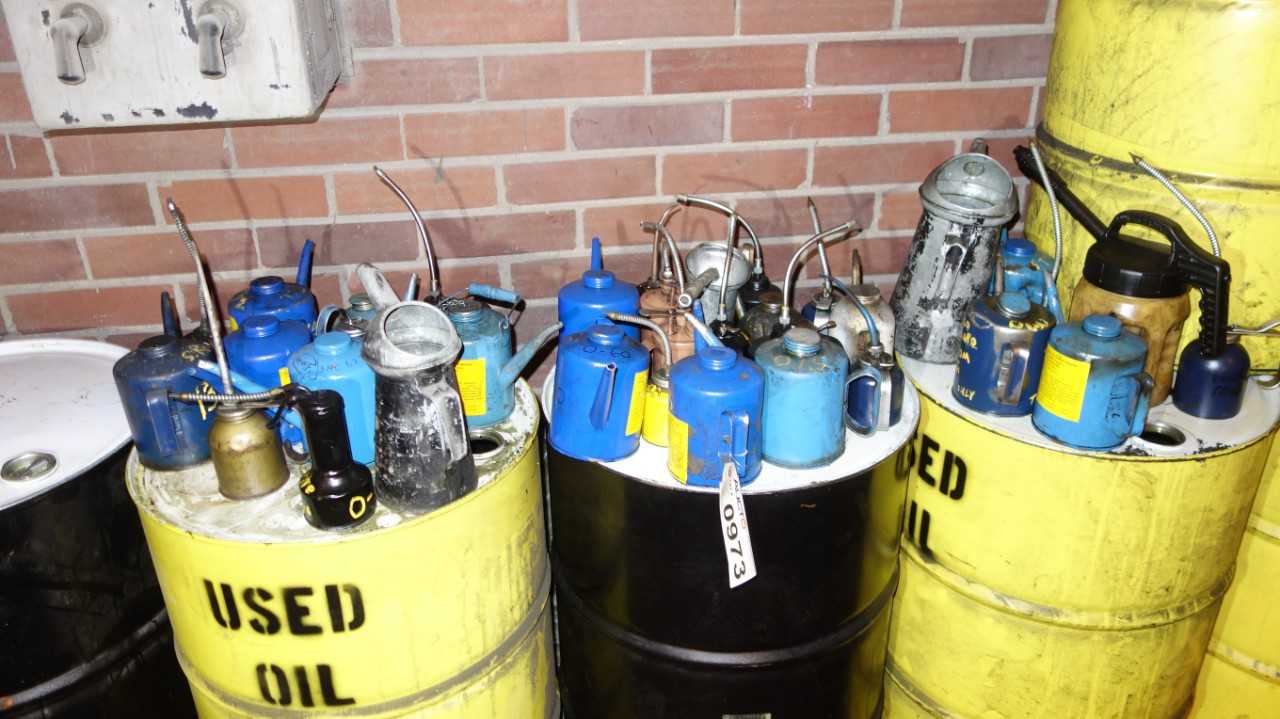 LOT OF ASSORTED EMPTY KEROSINE-OIL CANS, EAGLE - WASTE BINS