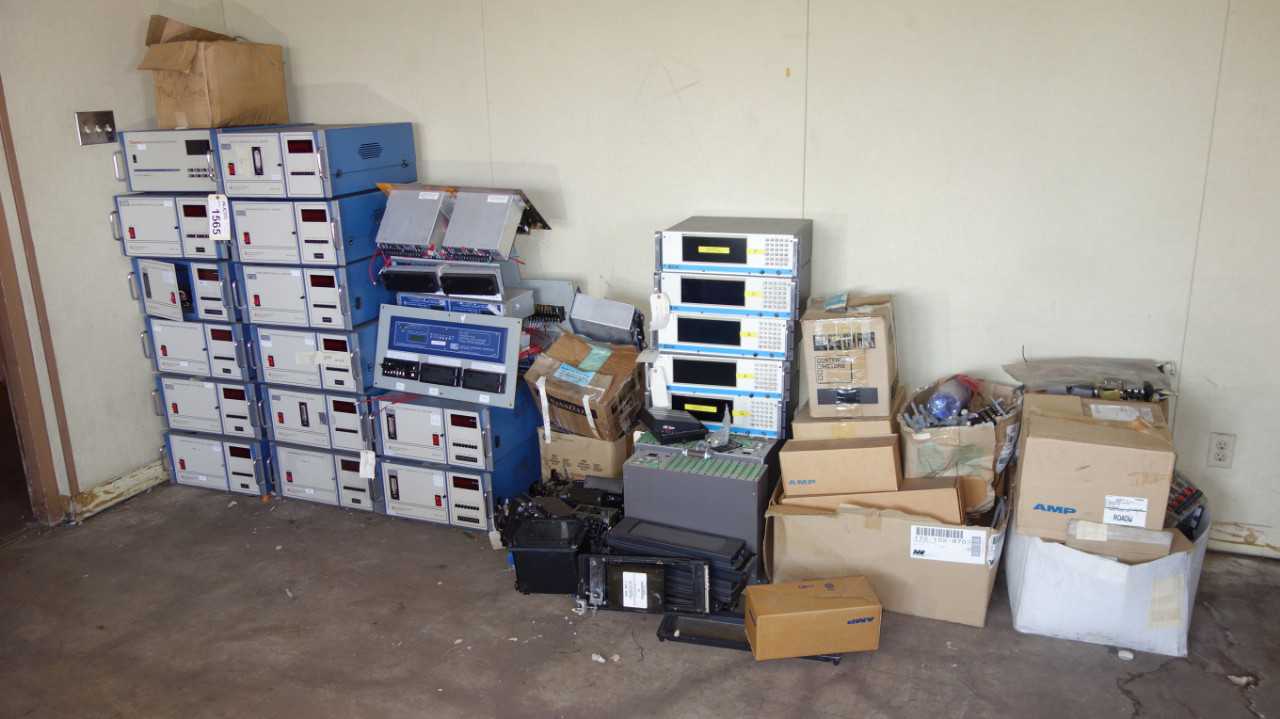 LOT OF ASSORTED THERMO, ESC, SEL ANALYZERS RELAYS - ANALYZER