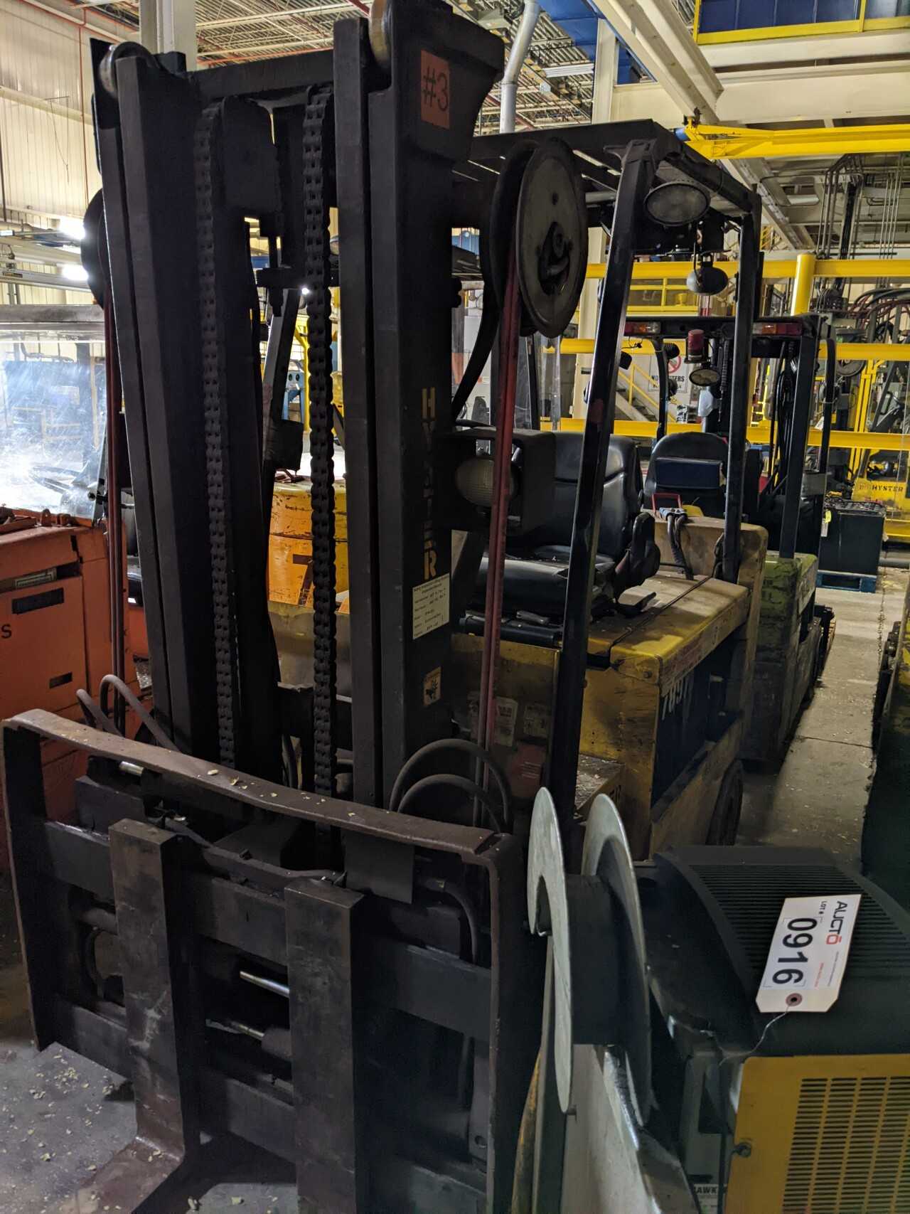 2006 HYSTER E100ZS10,000-LB. CAPACITY, ELECTRIC FORKLIFT W/ OVERHEAD GUARD, SOLID TIRES, SIDE SHIFT, 134" MAX. LIFT HEIGHT, FFL-3 FORK POSITIONER 2 STAGE, - FORKLIFTS