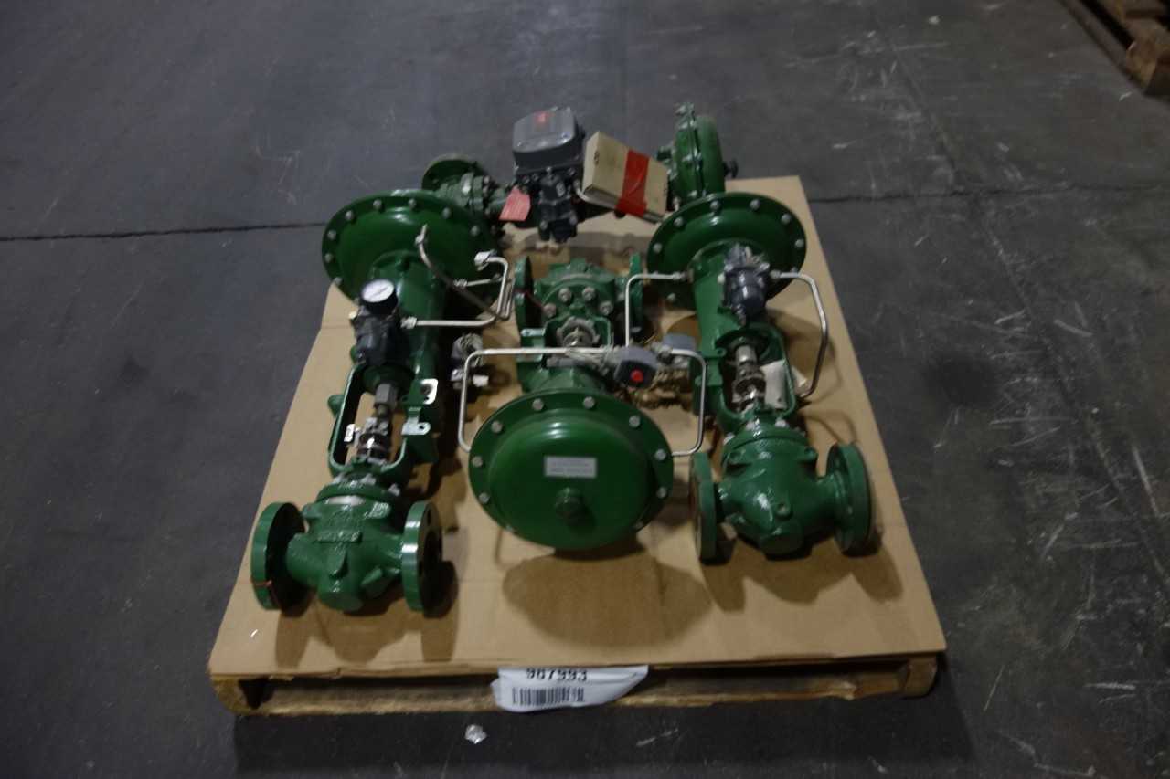 LOT OF FISHER PNEUMATIC CONTROL VALVES - CONTROL VALVE