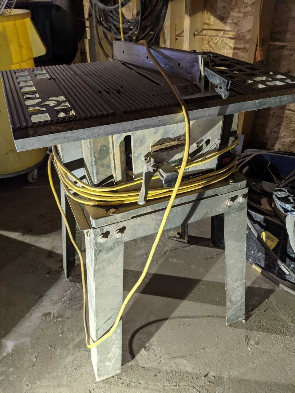 Lot of 3 Plant support equipment condition unknown. See description. - PLANT & FACILITY