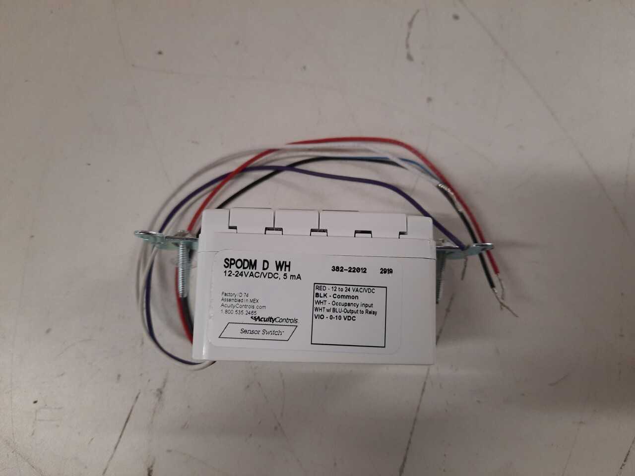 Quantity of 23x 212W5U Lights - LIGHTING