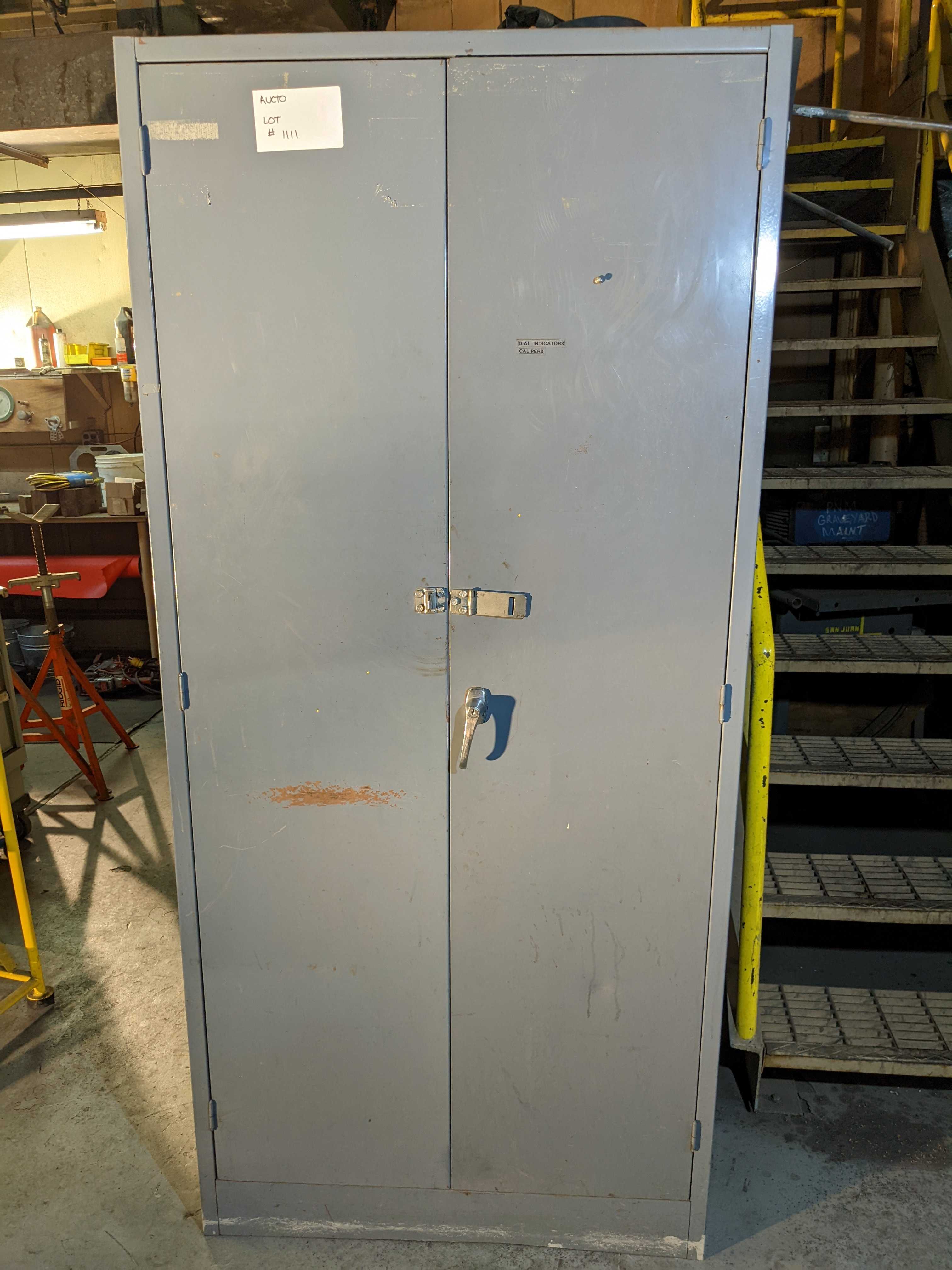 CABINET WITH CONTENTS