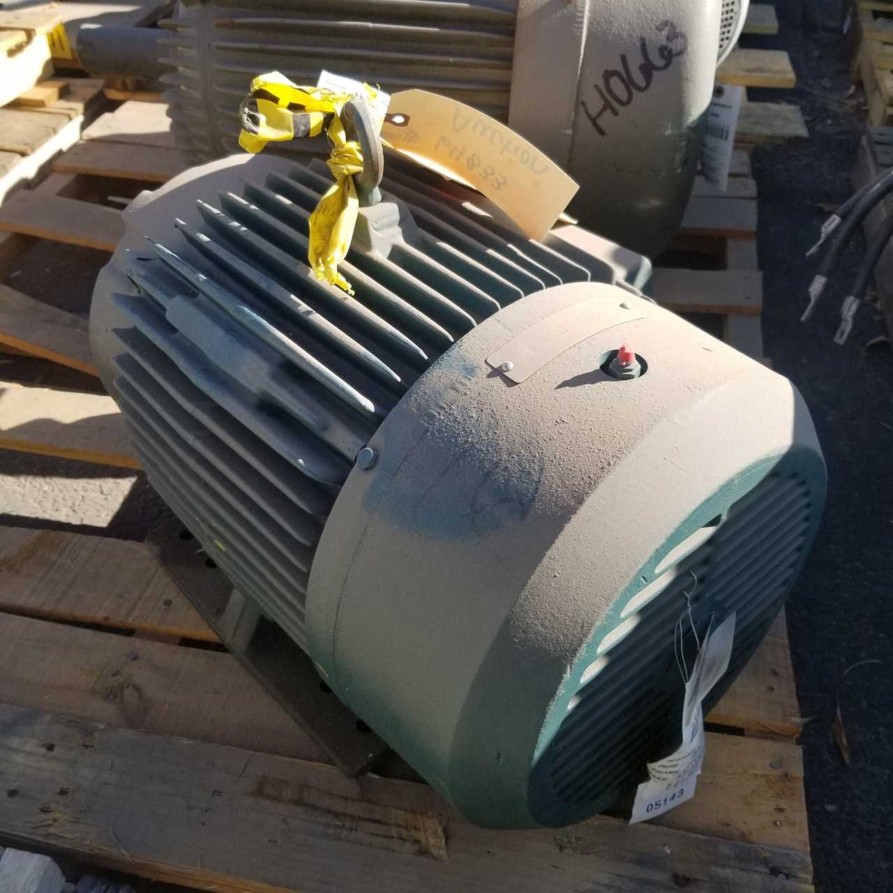 7 HP 900 RPM 256T Frame Reliance Motor Unused - ELECTRIC MOTORS