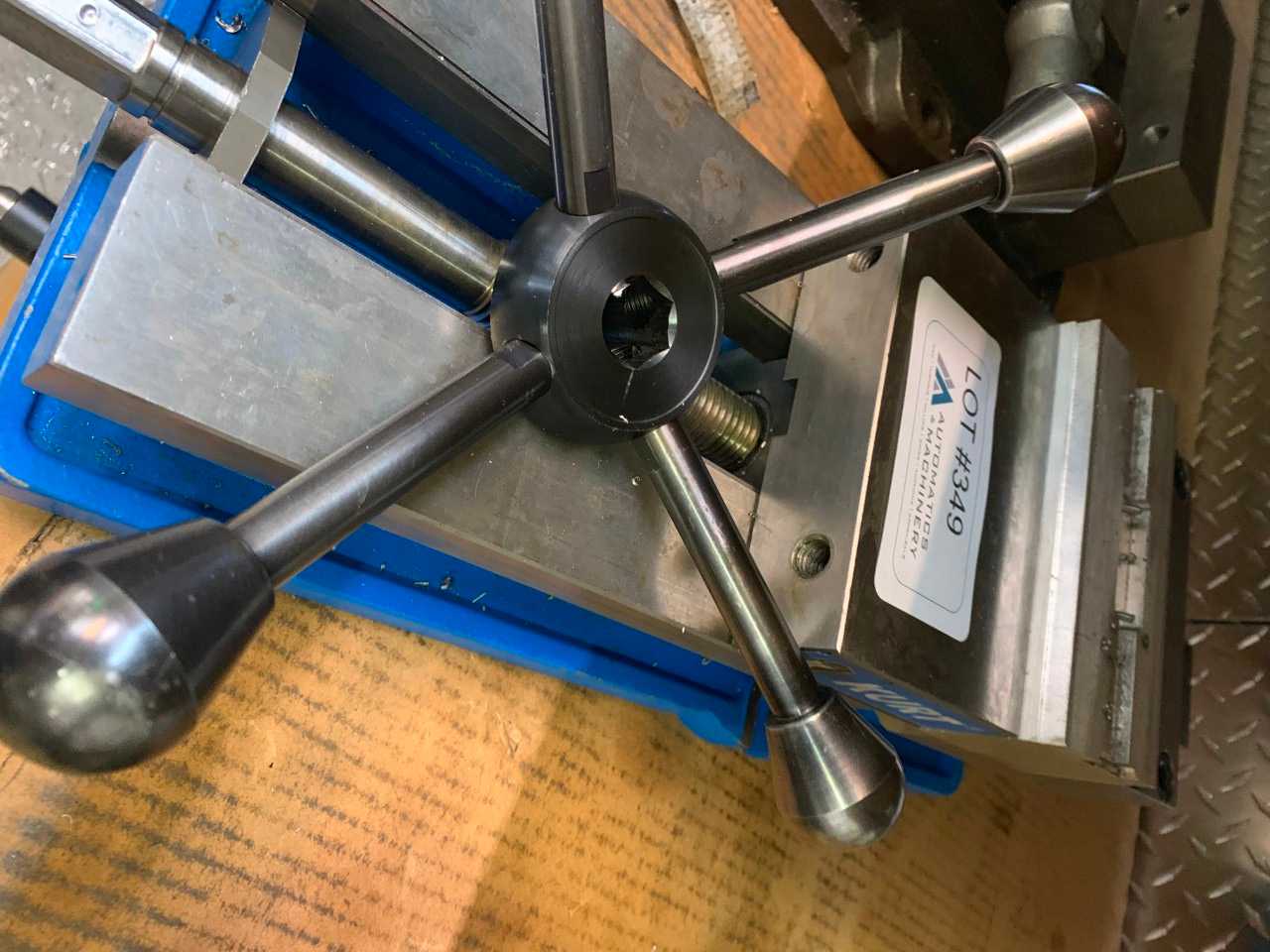 Kurt 6" Vise - ELECTRIC POWER TOOLS