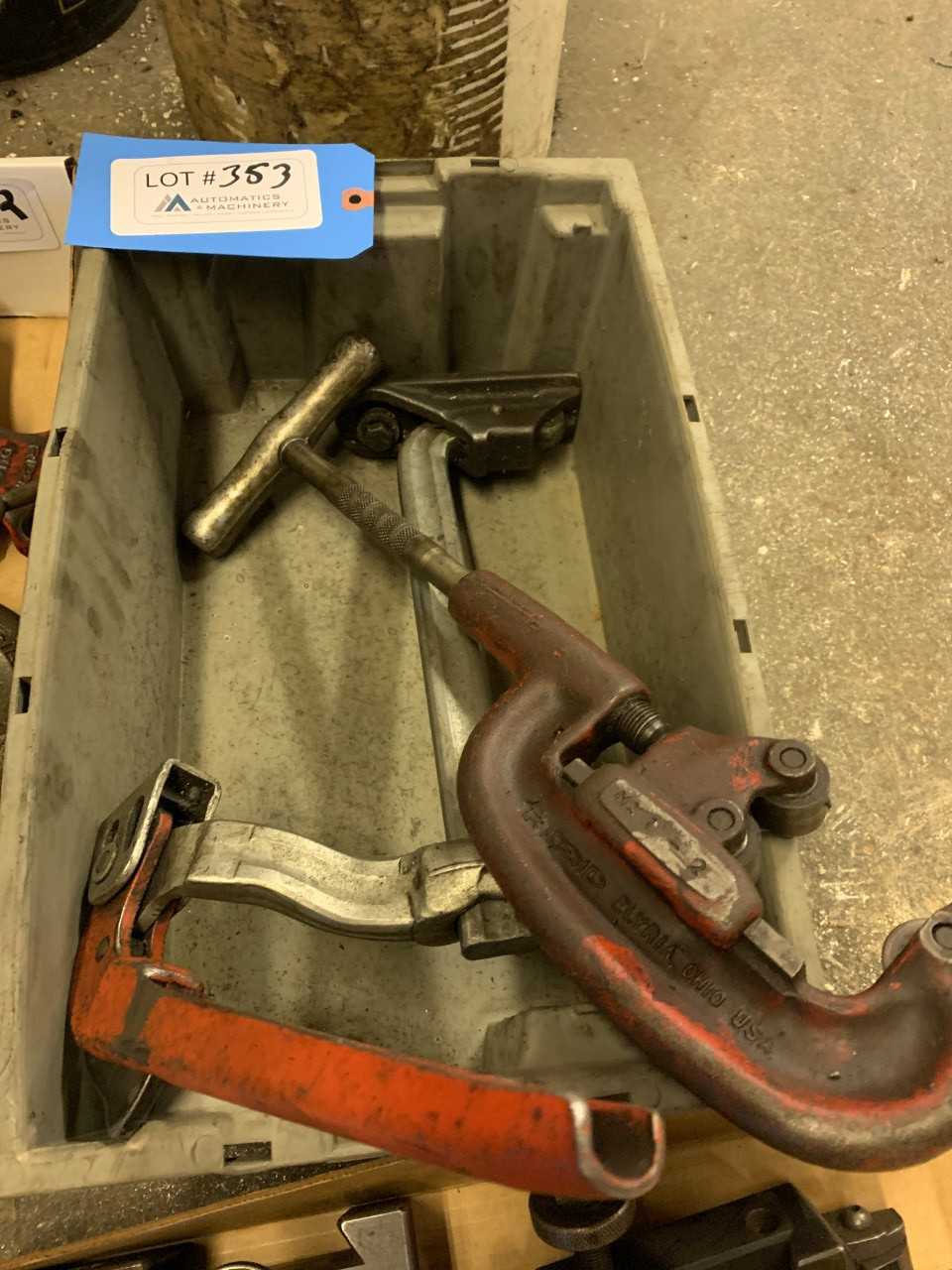 Pipe cutter - HAND TOOLS