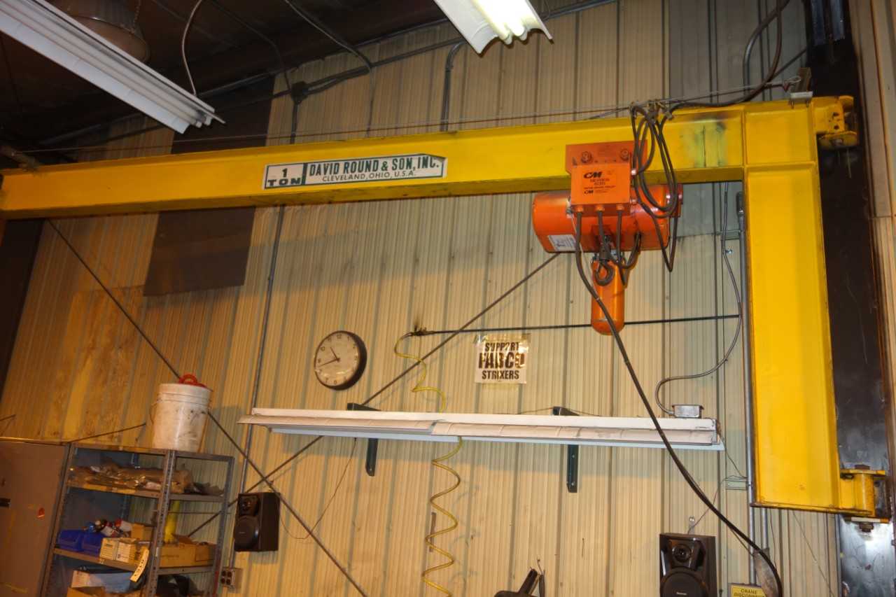 DAVID ROUND 1 TON GANTRY W/ CM 635 HOIST - LIFTING EQUIPMENT