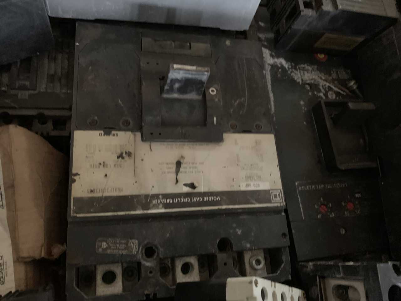 CRATE OF MISC. CIRCUIT BREAKERS WESTINGHOUSE, GENERAL ELECTRIC, CUTLER-HAMMER ETC. - MISCELLANEOUS