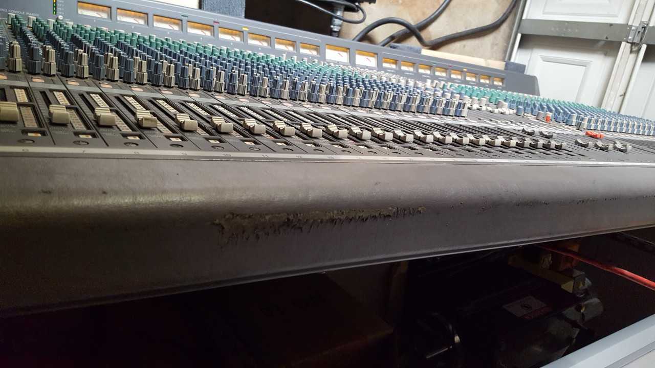 Yamaha PM4000 mixer 52 channels with power supply & cable - MISCELLANEOUS