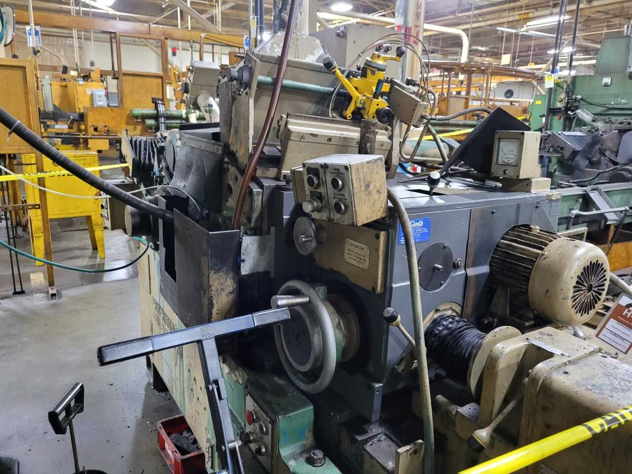 CINCINNATI CENTERLESS GRINDER - GRINDING MACHINES