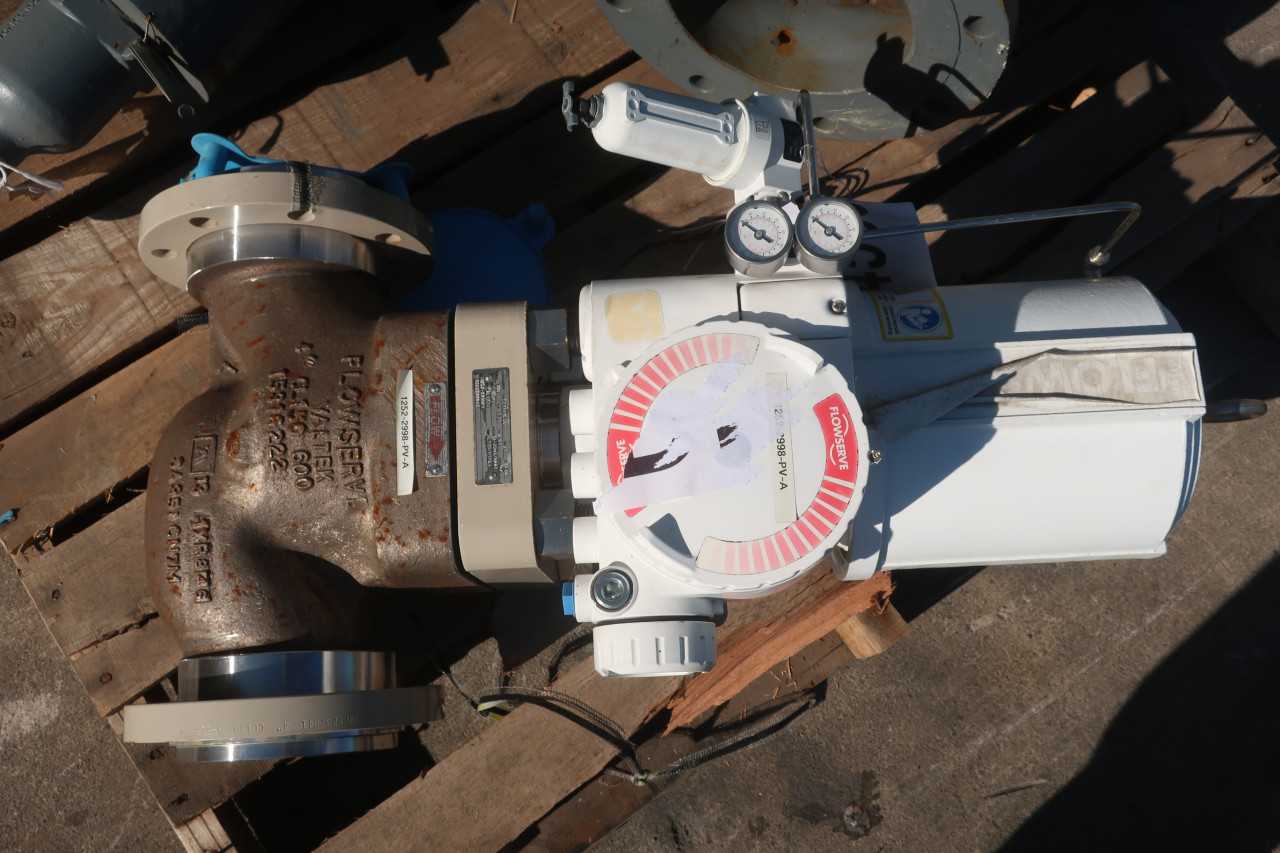 FLOWSERVE 1252-2998PV 4IN CONTROL VALVE FLANGES CLASS 150 - CONTROL VALVE