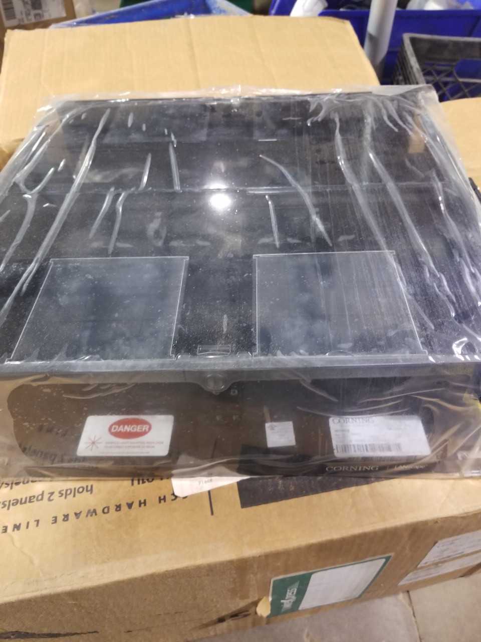 CORNING - CCH-03U (QTY-1) - MISCELLANEOUS