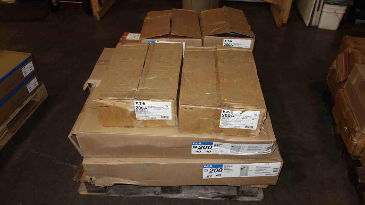 1 PALLET OF EATON 200A METER SOCKET BREAKER PANELS - CIRCUIT BREAKERS