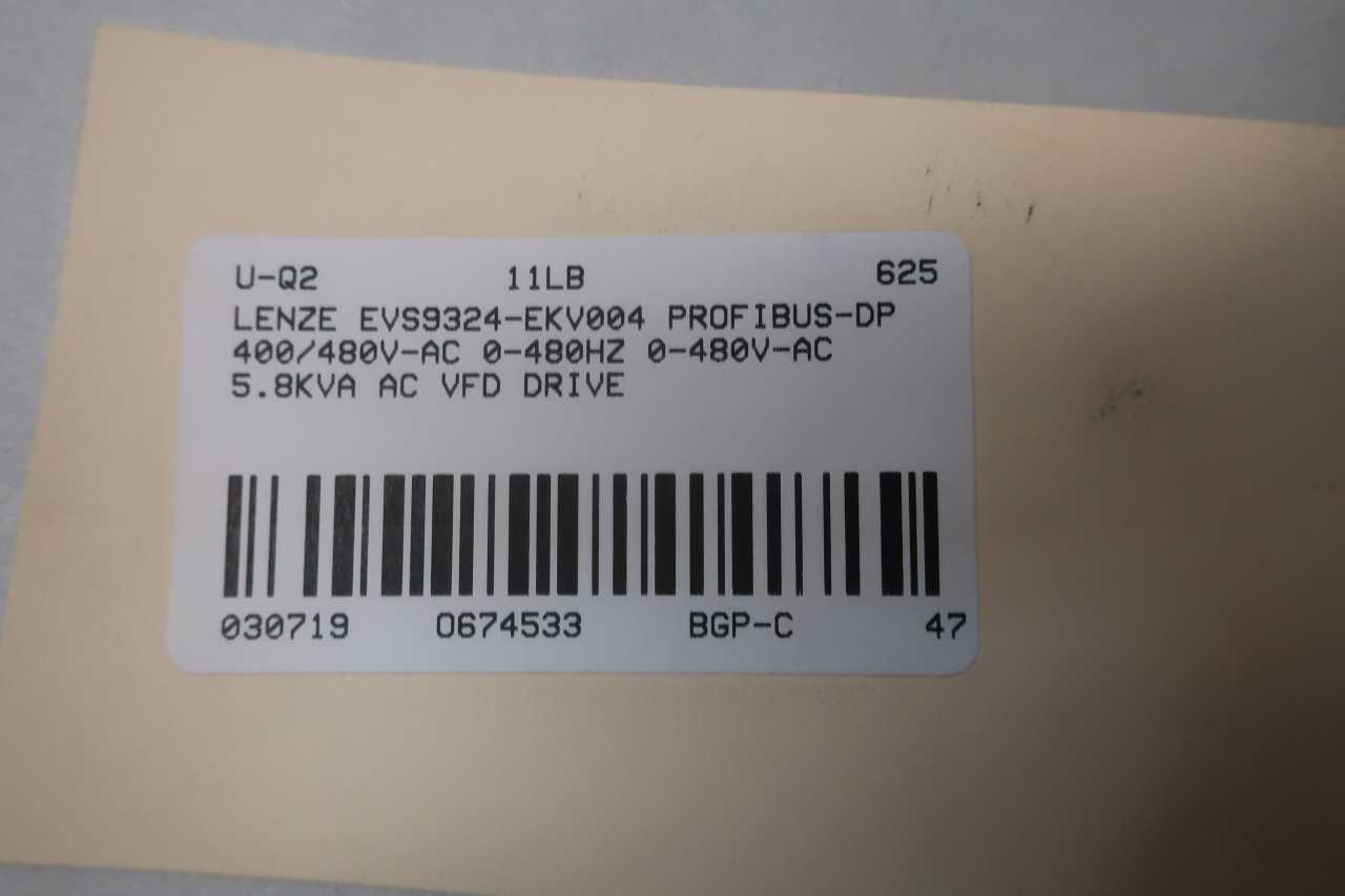 LENZE EVS9324-EKV004 PROFIBUS-DP 400/480V-AC 0-480HZ 0-480V-AC 5.8KVA AC VFD DRIVE - MOTOR DRIVES