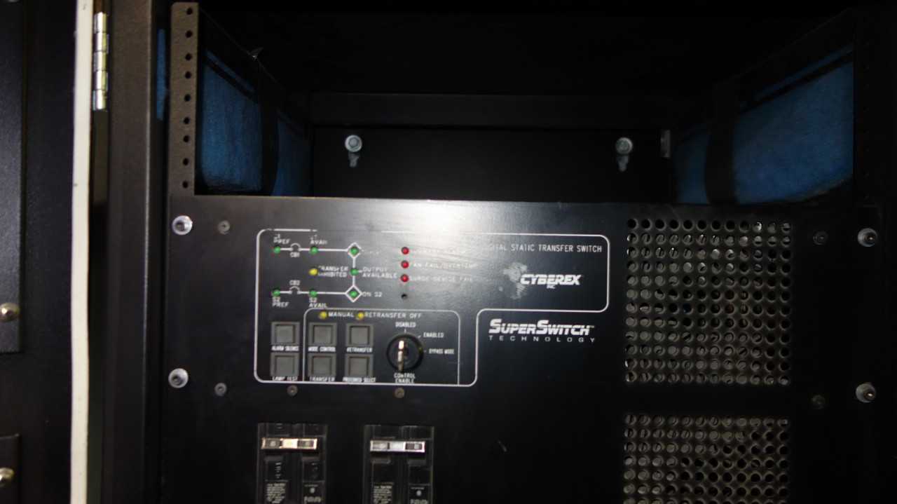 LOT OF 2 SUPERSWITCH CYBEREX TRANSFER SWITCHES - ELECTRICAL COMPONENTS