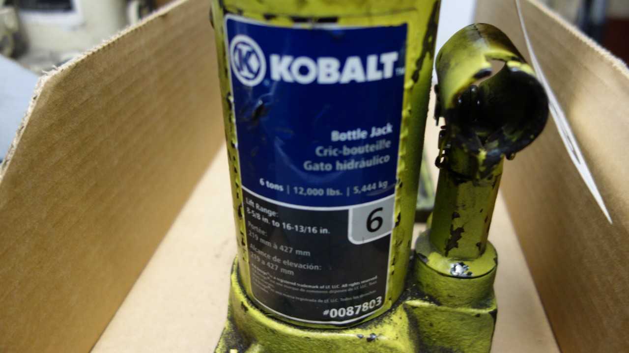 LOT OF 3 KOBALT 0087803 6 TON BOTTLE JACK - HAND TOOLS