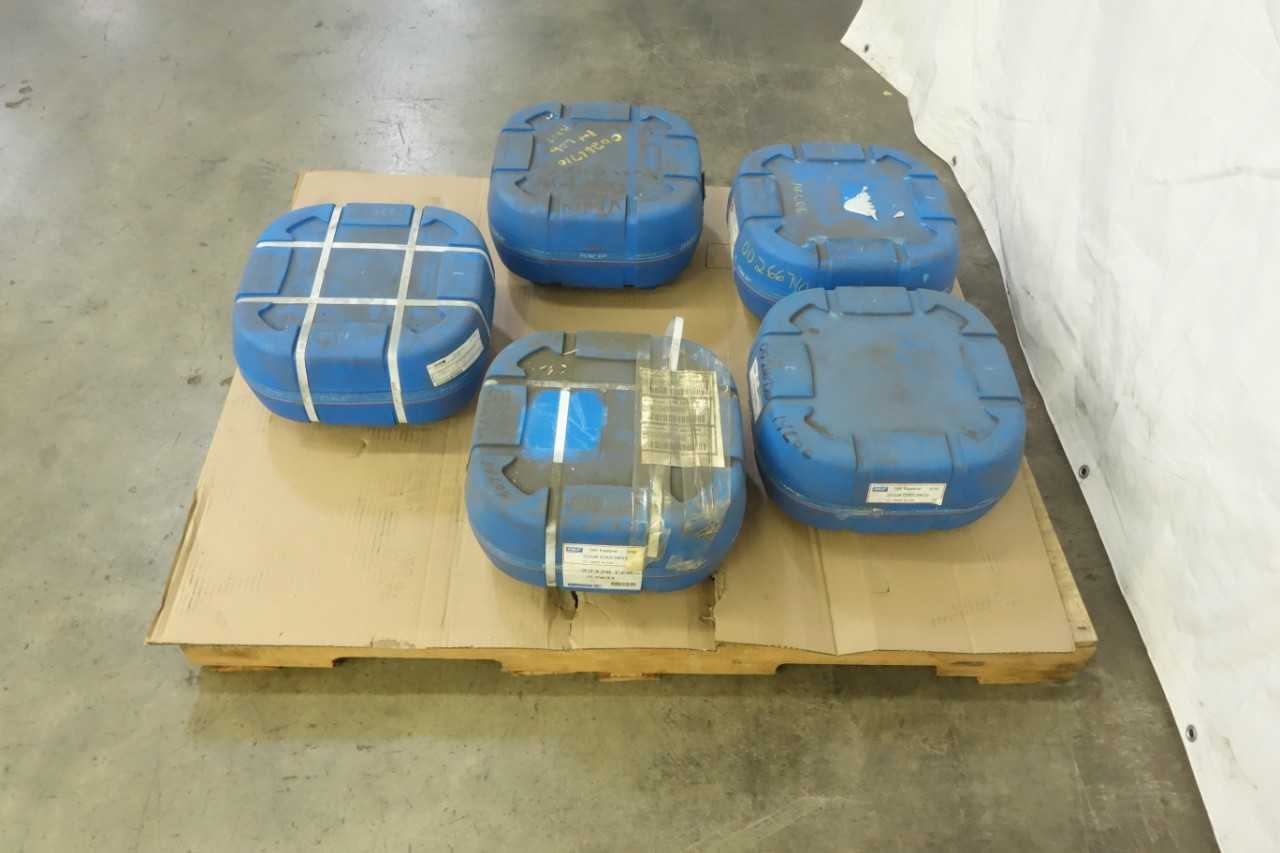 LOT OF 5 SKF 22328 CC/C3W33 ROLLER BEARINGS - BEARINGS