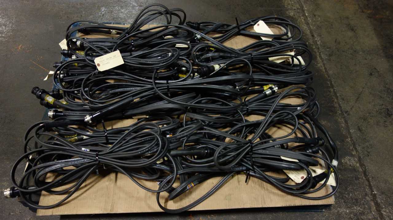 1 PALLET OF ASSORTED ATLAS COPCO 4220 TENSOR EXTENSION CABLES, 4220 2636 10, 4220 2636 05 - ELECTRIC POWER TOOLS