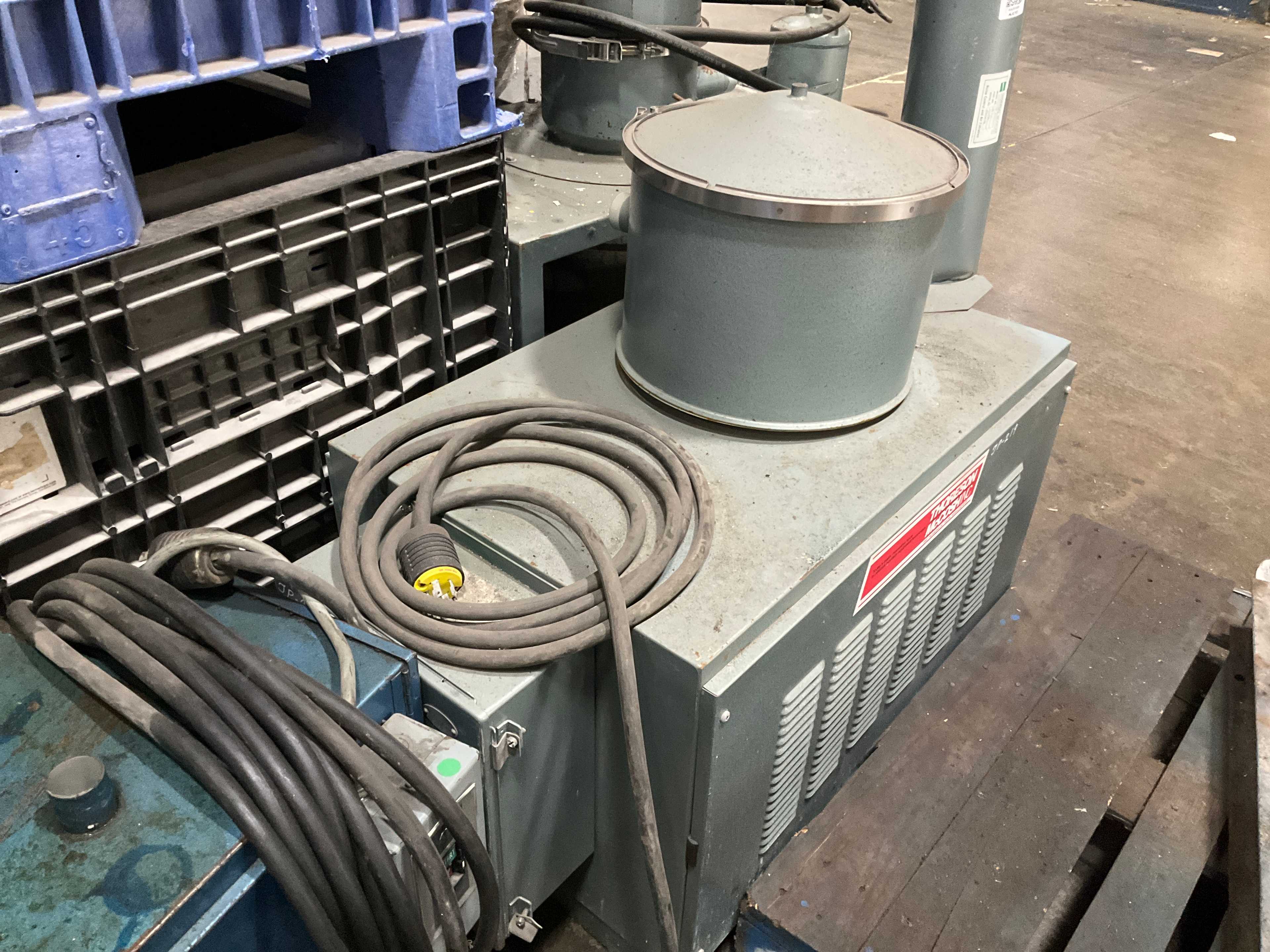 UNIVERSAL SILENCER U5-2.5 NOISE CONTROL & AIR FILTRATION SYSTEM - AIR FILTRATION
