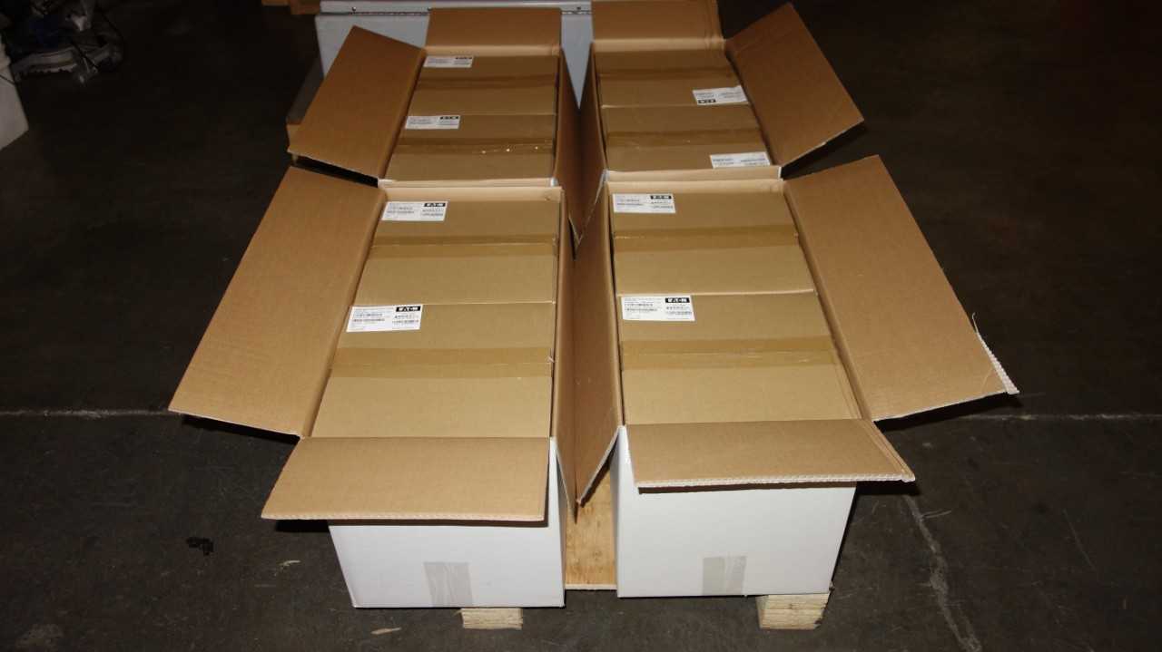 1 PALLET OF EATON CBLADAPT180 9PX EBM ADAPTOR CABLES - INDUSTRIAL ROBOTS