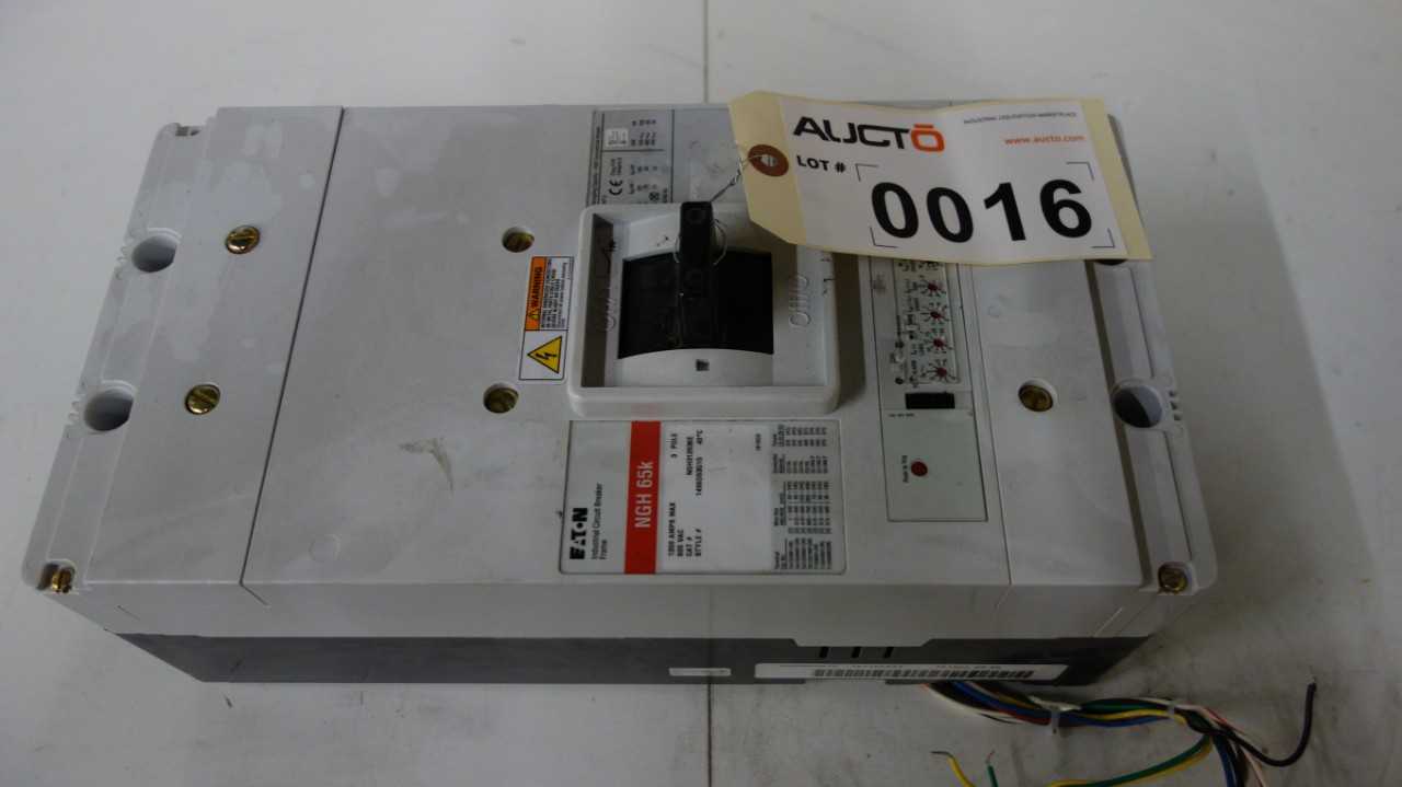 EATON 1200A CIRCUIT BREAKER - CIRCUIT BREAKERS