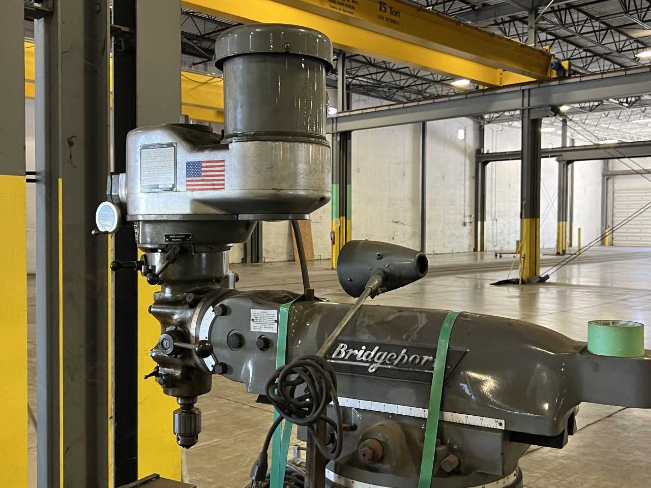 Bridgeport milling machine Model f537A - MILLING MACHINES
