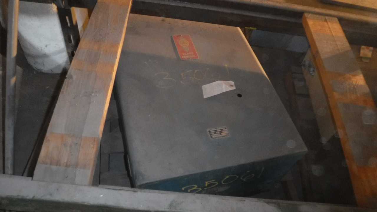 200 HP Sylvania AC Motor Starter - MOTOR CONTROL CENTERS