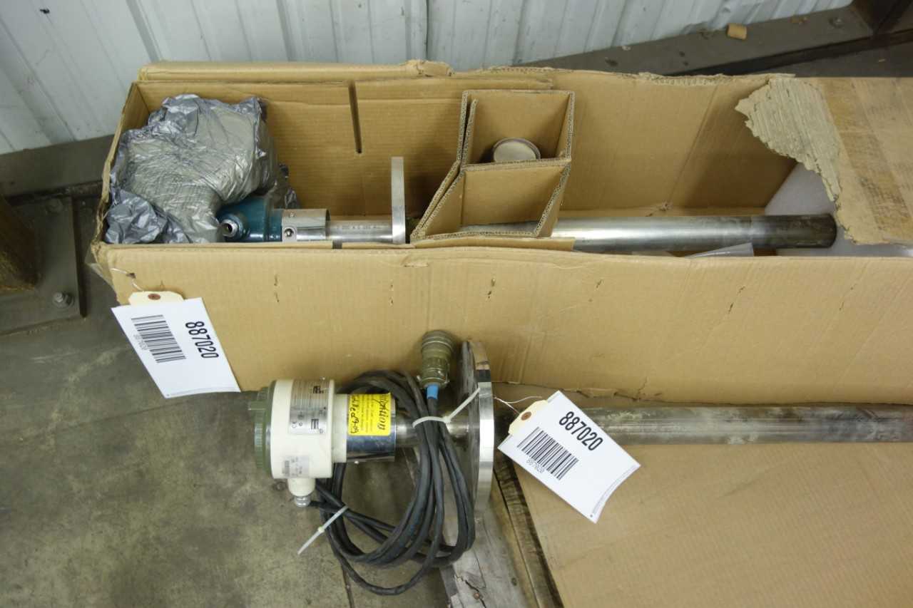 LOT OF 2 JOHNSON YOKOGAWA ZR22G-200-S-C-E-T-T-E-A O2 PROBE - MACHINING ACCESSORIES & TOOLING