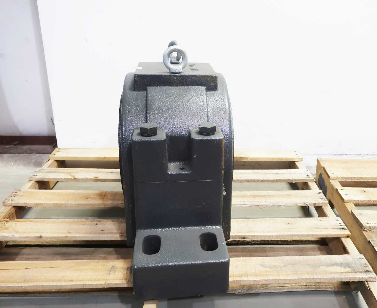 LOT OF 5 ASSORTED SPLIT CASE PILLOW BLOCK BEARING HOUSINGS - BEARINGS