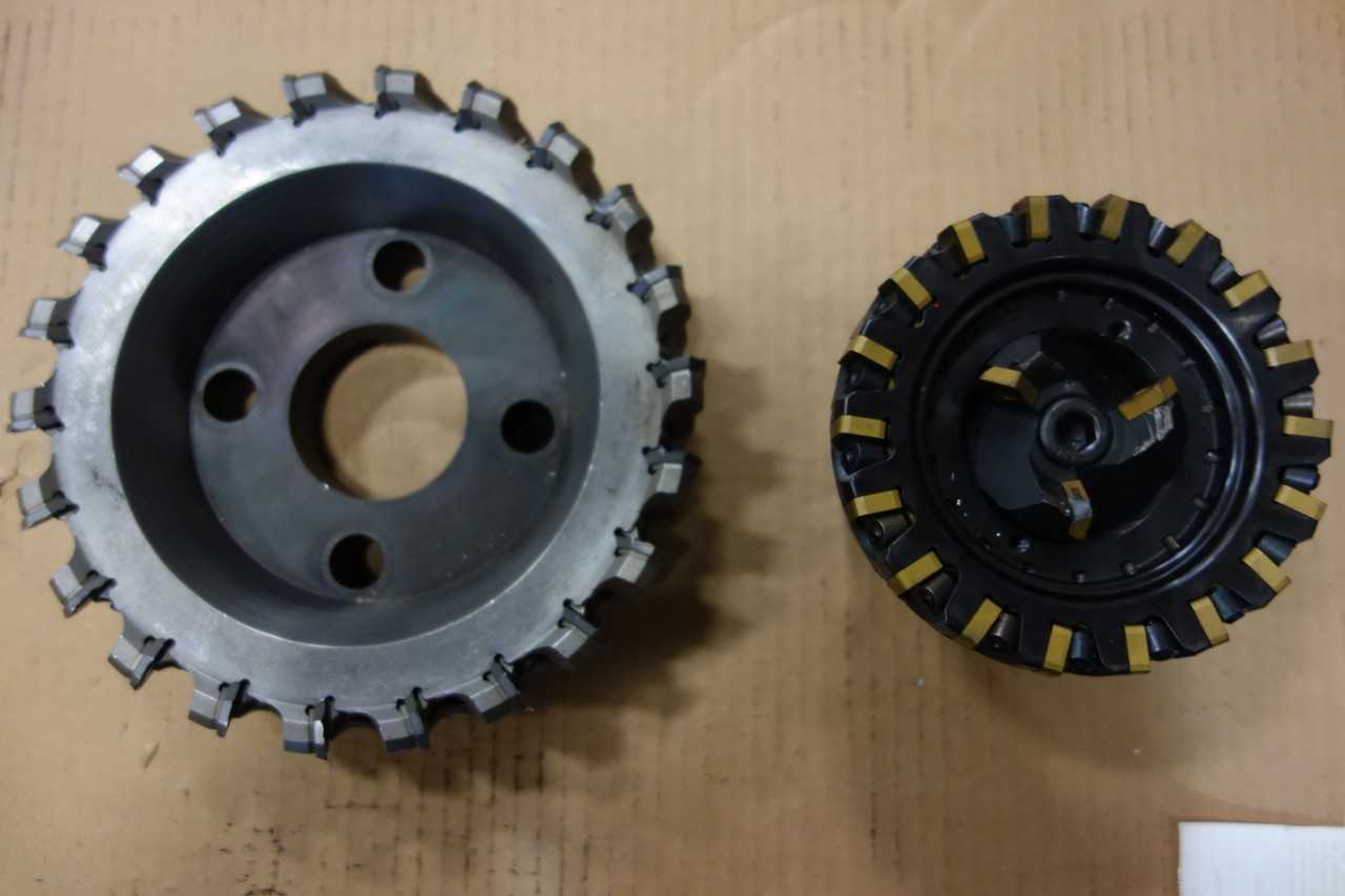 LOT OF ASSORTED SURFACE MILLS AND CUTTERS - SANDVIK - ELECTRIC POWER TOOLS