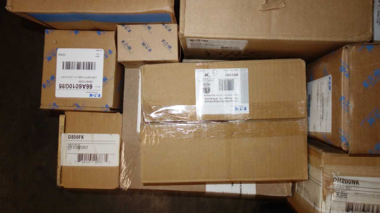 1 PALLET OF ASSORTED EATON ELECTRICAL, CONTACTOR PARTS - ELECTRICAL COMPONENTS