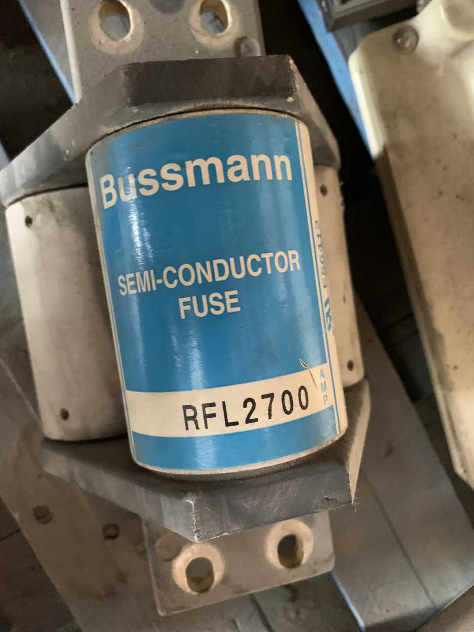 Lot of Three 2700 Amp Bussmann Fuses - FUSES