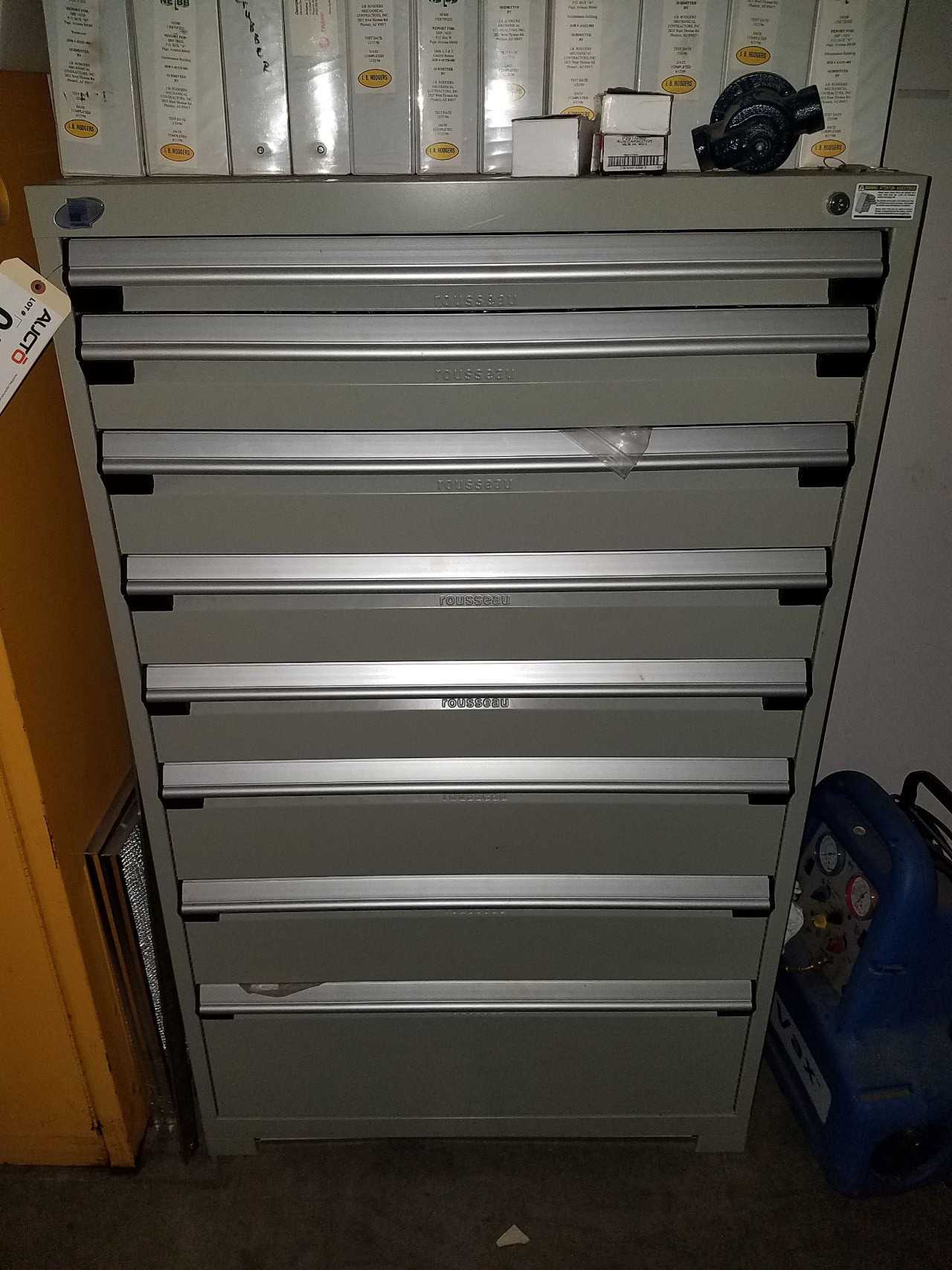 8 drawer cabinet, no contents - SHELVING 8 drawer cabinet, no contents - SHELVING