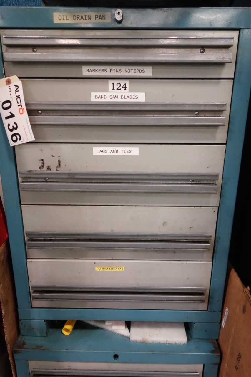 2x tool cabinets with contents - INDUSTRIAL PARTS