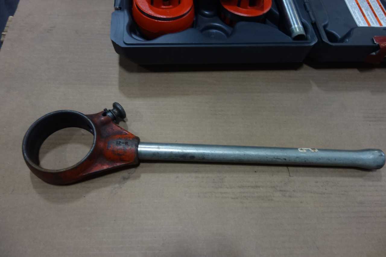 RIDGID THREADER SET - HAND TOOLS