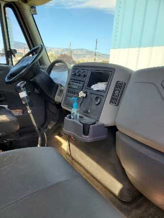 2008 International 4400 Semi-Truck - HYDRO EXCAVATOR TRUCKS