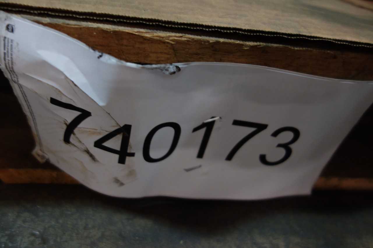 2 PALLETS OF ASSORTED V- BELTS AND TIMING BELTS- CATERPILLAR, BROWNING, GATES, JASON, OPTIBELT - BELTS