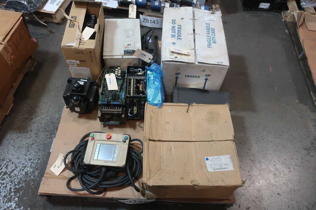 1 PALLET OF ASSORTED AUTOMATION AND CONTROLS, SERVO MOTORS, CONTROLLERS, SERVO DRIVES, YASKAWA, MITSUBISHI, ALSTOM, WESTINGHOUSE - SERVO