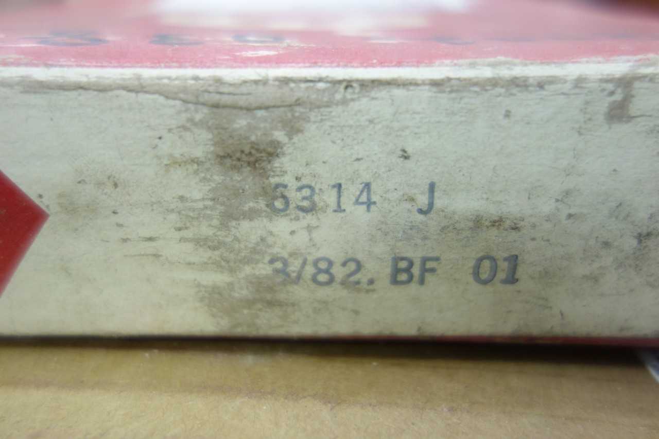 PALLET OF SKF ROLLER BEARINGS - BEARINGS