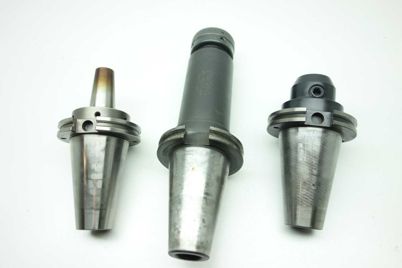 1 CRATE OF ASSORTED CAT50 TOOL HOLDERS - PARLEC, LYNDEX - MACHINING ACCESSORIES & TOOLING