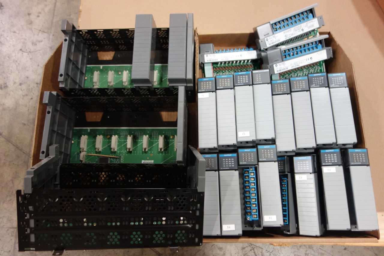 1 LOT OF INPUT & OUTPUT MODULES, CHASSIS RACK CONTROLS- ALLEN BRADLEY - AUTOMATION & CONTROLS