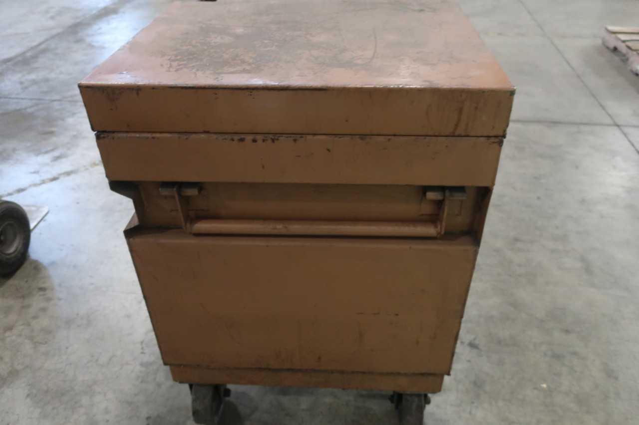 KNAACK 4824 JOBMASTER ROLLING TOOL CHEST - TOOL STORAGE